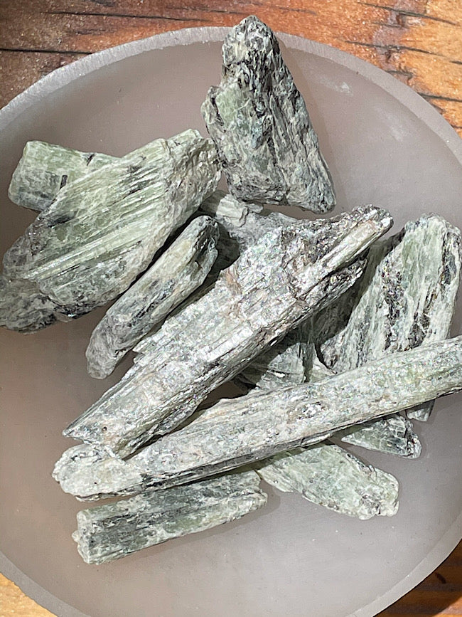 Green Kyanite Raw