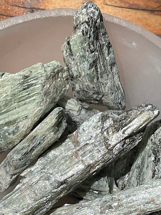 Green Kyanite Raw