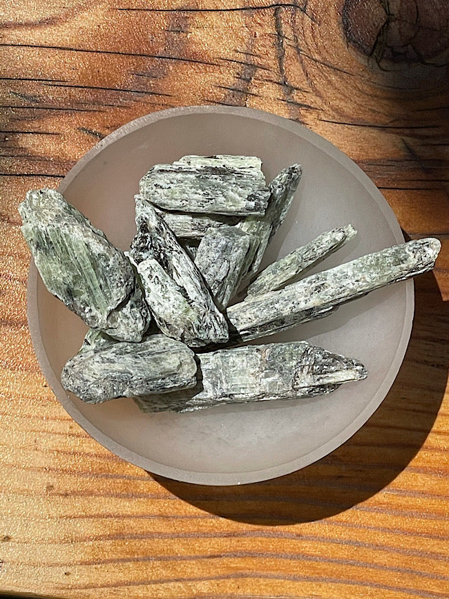 Green Kyanite Raw