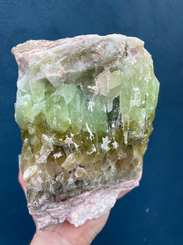 Green Calcite XL Raw Formation